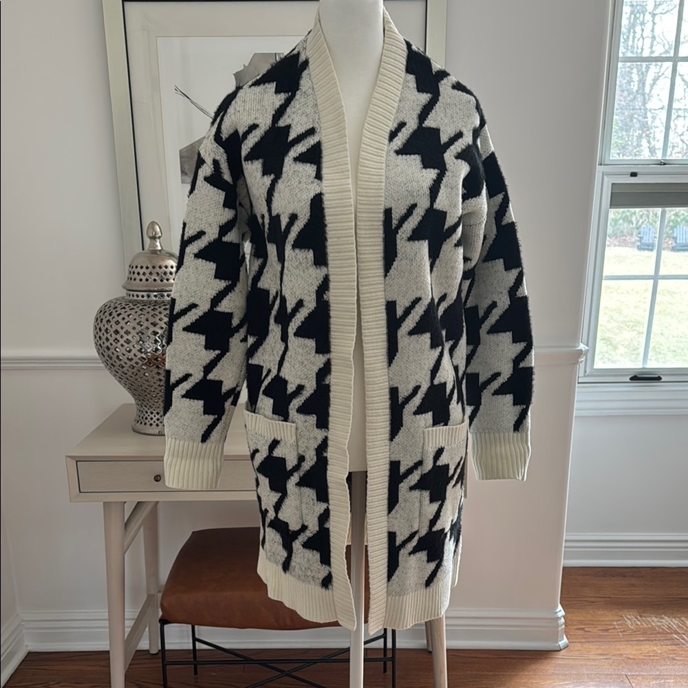 Banana Republic Women's Cardigan Sweater